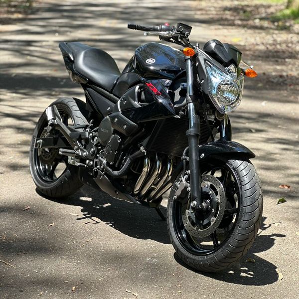 EDIÇÃO 415 - 1 YAMAHA XJ6 PRETA